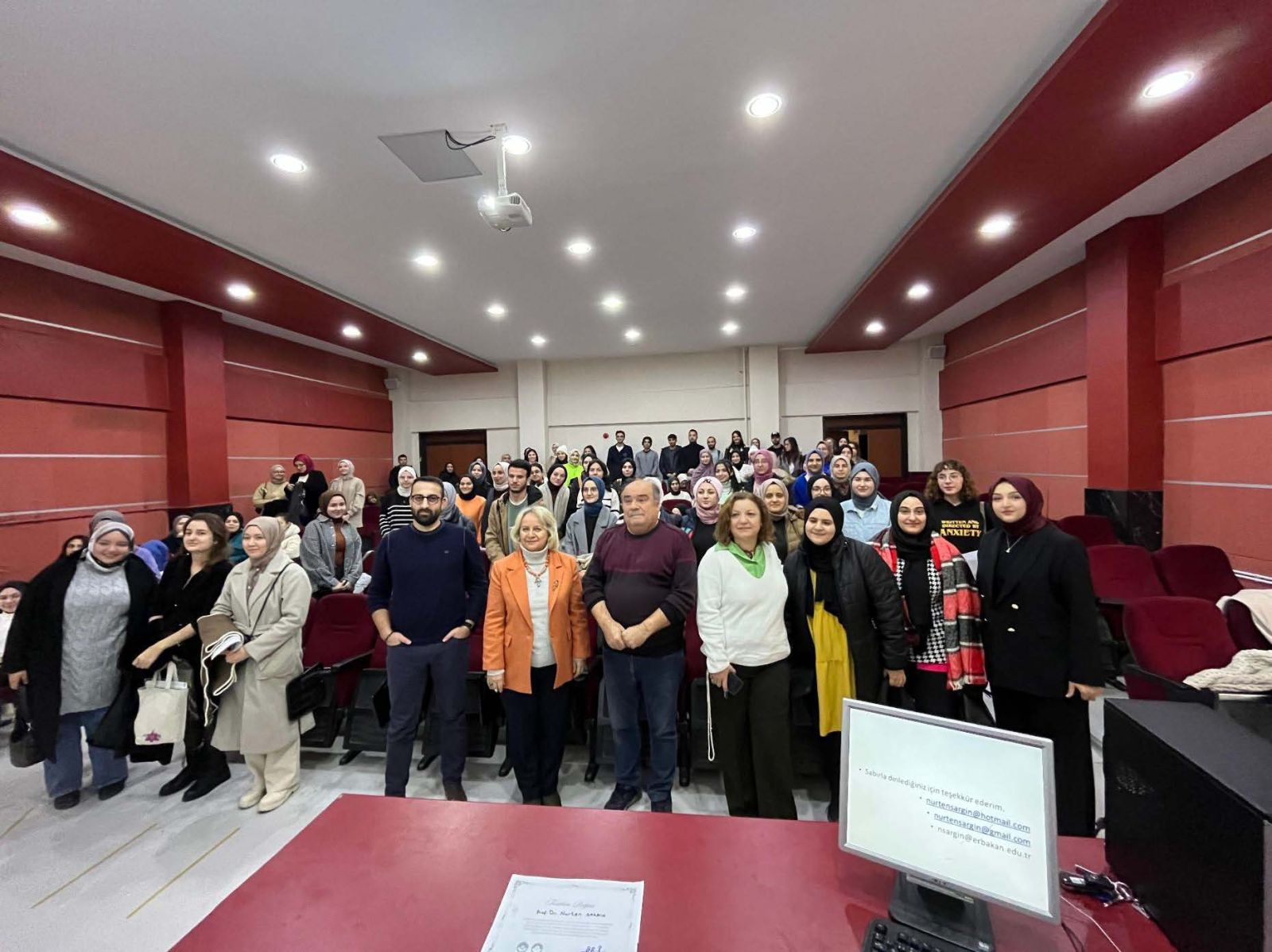 Çocuklar Geleceğimizdir Topluluğu, Aile İçi Şiddet nedenleri ve Önleme yolları Konferansı Düzenledi