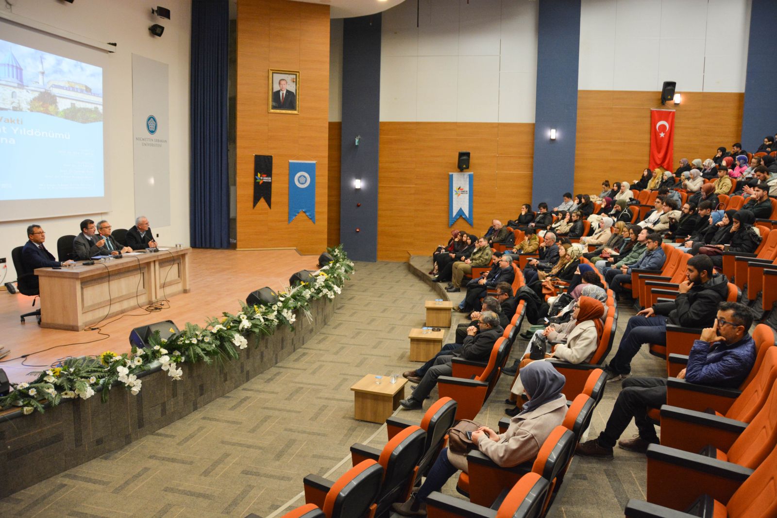 Üniversitemizde Gerçekleştirilen Panelde ‘Mevlana ve Öğretileri’ Anlatıldı