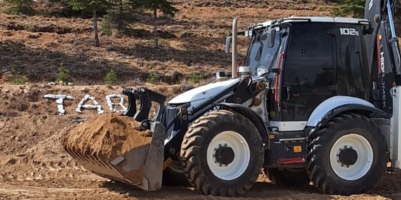 Toprak etüt ve tarla düzenleme faaliyeti